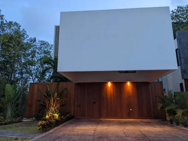 Casa en Venta, 5 Recámaras, Piscina, 3 niveles, Senderos Sur, Mayakobá, Playa del Carmen