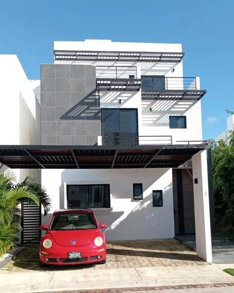 Casa en Renta, 4 Recámaras, PISCINA, Aqua Residencial, Av Huayacán, Cancún