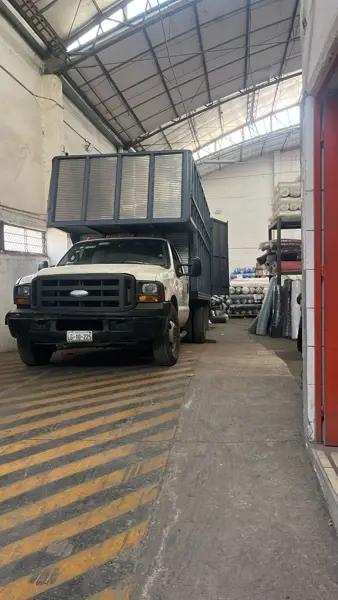 SE RENTA BODEGA EN NAUCALPAN