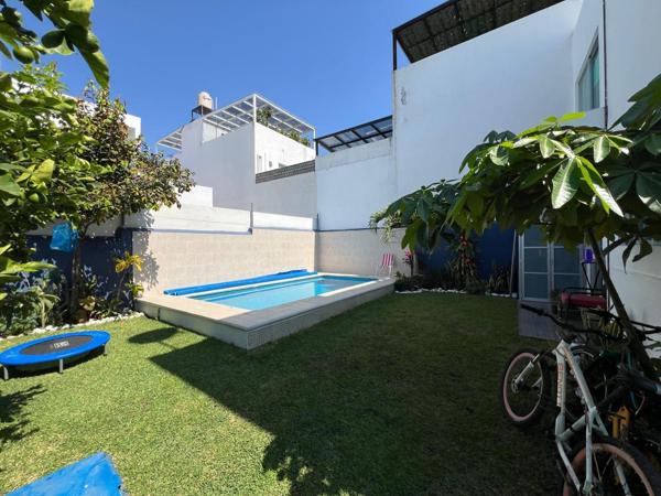 Casa en venta en Club de Golf Santa Fe, Xochitepec, Morelos