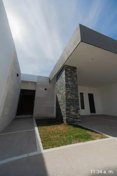 Casa en venta de un piso con amplios espacios e iluminación en la zona de Viñedos . Casa en venta de un piso con amplios espacios e iluminación en la zona de Viñedos .