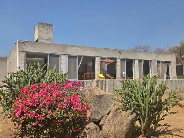 Casa tipo minimalista en renta en Tepoztlán