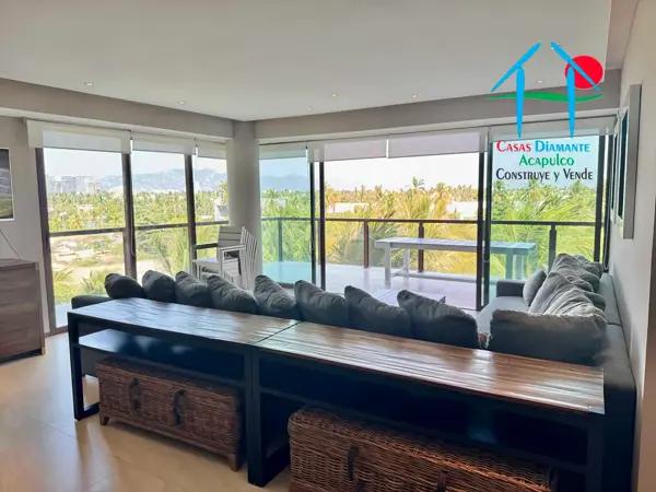 Departamento en venta con 4 recámaras y terraza con doble frente