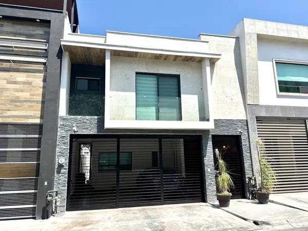 CASA EN VENTA EN CIMA DEL BOSQUE, CUMBRES