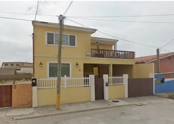 CASA EN VENTA EN PLAYA ROSARITO