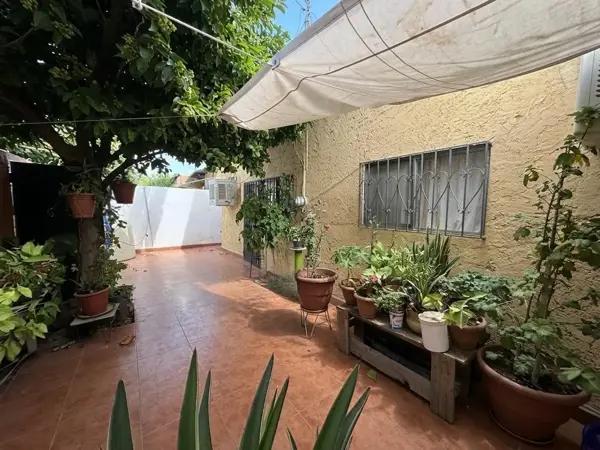 Casa en Venta en Gómez Palacio- INDEPENDENCIA con GRAN TERRENO