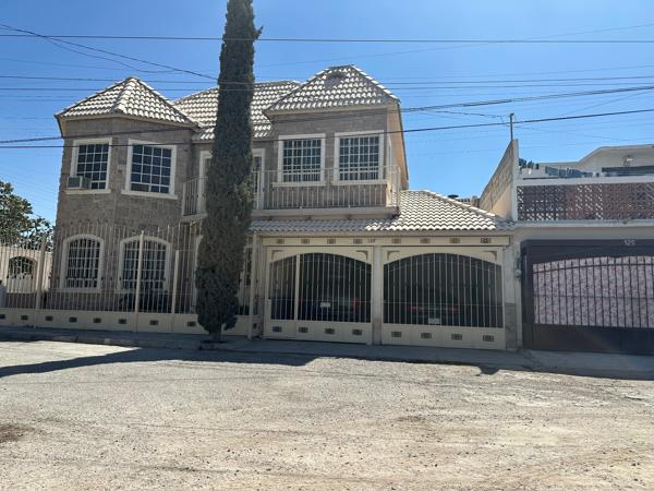 AMPLIA casa en fuentes del sur