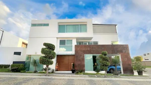 HERMOSA CASA EN VENTA LOMAS DE ANGELOPOLIS PARQUE MICHOACAN HERMOSA CASA EN VENTA LOMAS DE ANGELOPOLIS PARQUE MICHOACAN