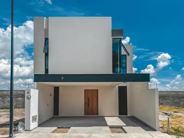 CASA EN VENTA CON DOBLE ALTURA Y RECÁMARA EN PLANTA BAJA EN CUAUTLANCINGO CASA EN VENTA CON DOBLE ALTURA Y RECÁMARA EN PLANTA BAJA EN CUAUTLANCINGO
