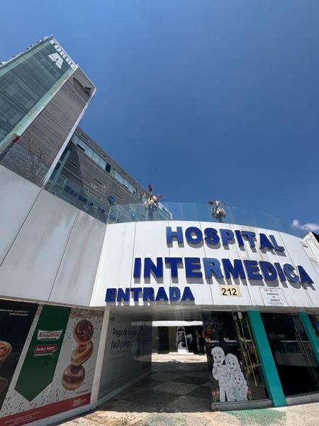 LOCAL EN HOSPITAL INTERMEDICA LOCAL EN HOSPITAL INTERMEDICA