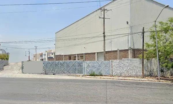 Bodega Industrial en renta en Zona Trabajadores en Santa Catarina Bodega Industrial en renta en Zona Trabajadores en Santa Catarina