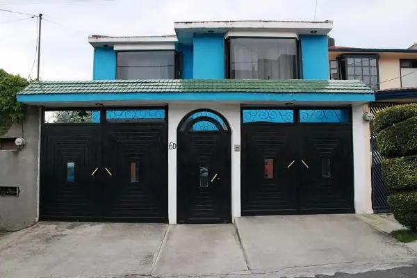 Casa en venta en Lomas Lindas I Sección, Atizapán de Zaragoza, México Casa en venta en Lomas Lindas I Sección, Atizapán de Zaragoza, México