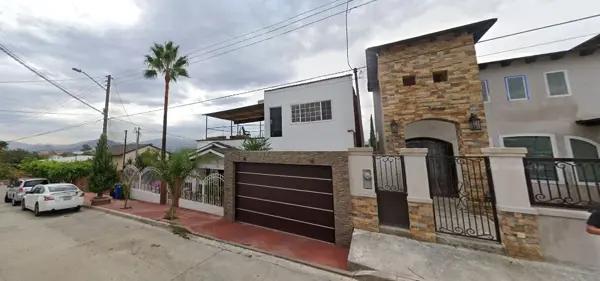 CASA EN VENTA EN TECATE