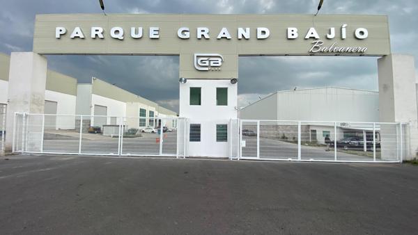Terrenos Industriales en Venta de 815m2 a 1,450 m2 dentro del Parque Industrial.