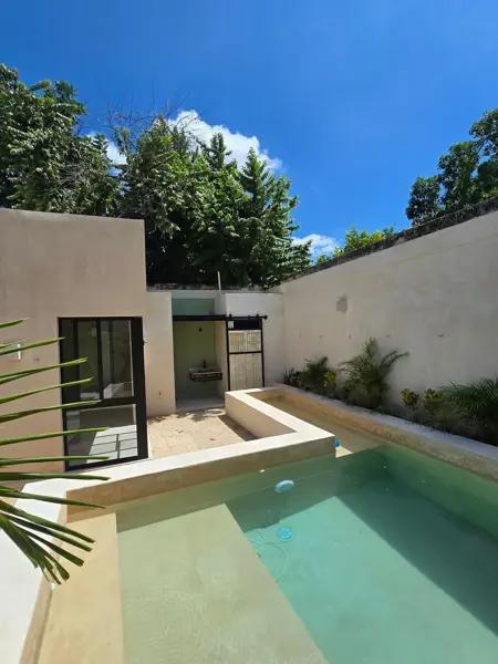 CASA EN VENTA EN MERIDA, CENTRO DE UN PISO