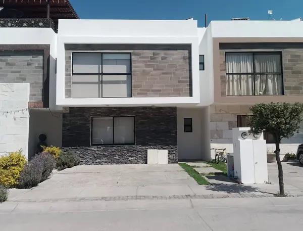 Casa en RENTA!  EN ZANA RESIDENCIAL