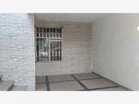 Casa en Venta en El Milagro, Irapuato - Espaciosa con 4 Recámaras