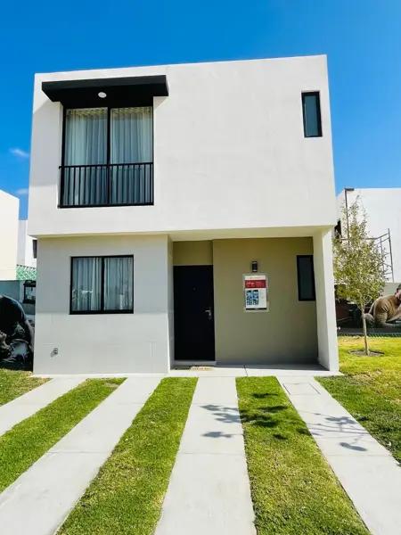 Casa Nueva en Venta en 
"Cantabria Residencial" en Pozos S.L.P