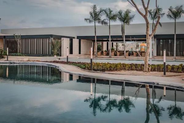 TERRENO EN VENTA EN MERIDA, PRIVADA CON CASA CLUB, LAGO Y MAS