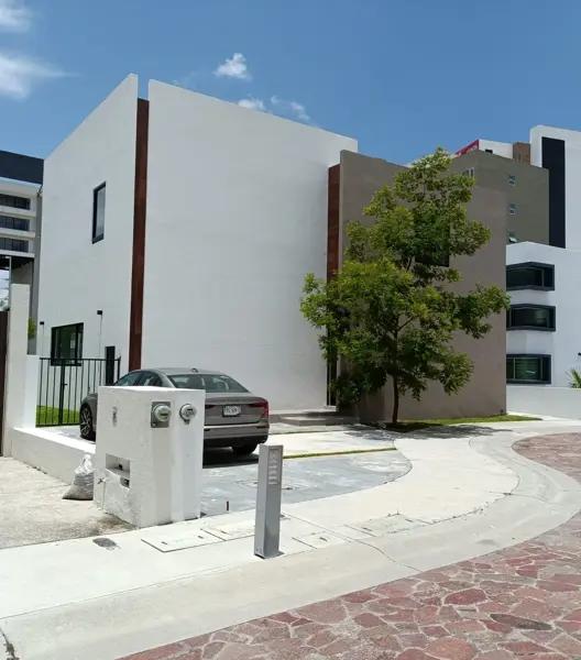 Casa en Venta Corregidora Querétaro | 3 Recámaras con Baño y Vestidor + Jardín