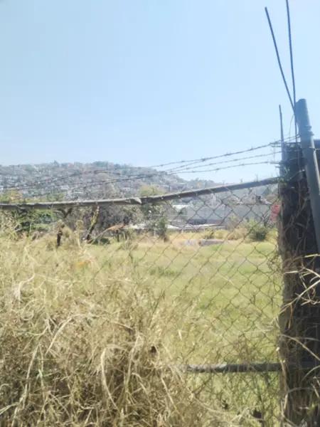 Se RENTA terreno jiutepec Morelos a pie de carretera jiutepec Cuautla