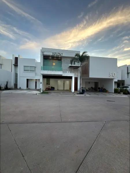 CASA EN VENTA Y RENTA EN PRIVADA RESIDENCIAL SFERA CULIACAN SINALOA CASA EN VENTA Y RENTA EN PRIVADA RESIDENCIAL SFERA CULIACAN SINALOA