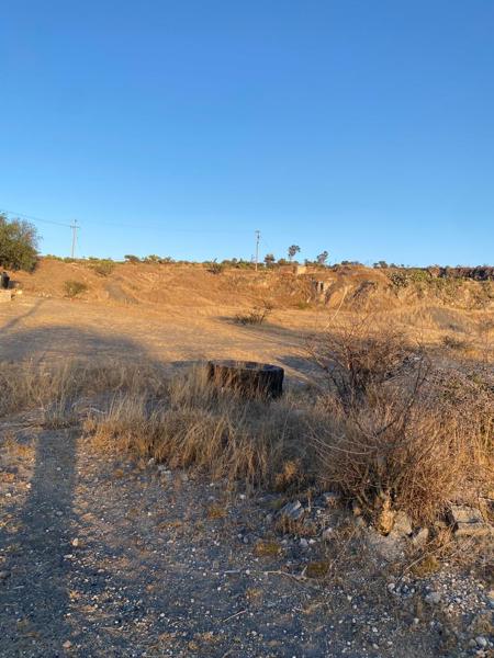 Se Vende Terreno sobre Carretera Estatal 200
(Carretera a Tequisquiapan) La Cañada