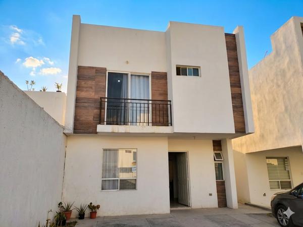 Casa en renta al oriente de Torreón con habitación en planta baja Casa en renta al oriente de Torreón con habitación en planta baja