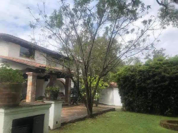 QUINTA FEDERICO | Exclusiva Residencia Estilo Mexicano en el Centro de Valle de Bravo