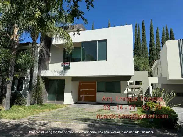 VALLE REAL. COTO NAPOLES. RENTA CASA MINIMALISTA. 3 Reca. 4. Autos. Seguridad X2. ZAPOPAN. 53,000.- VALLE REAL. COTO NAPOLES. RENTA CASA MINIMALISTA. 3 Reca. 4. Autos. Seguridad X2. ZAPOPAN. 53,000.-