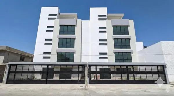 VENTA DE 4 DEPARTAMENTOS
CON VISTA ESPECTACULAR
Cerca de Foro Boca y playa en Boulevard Vicente Fox VENTA DE 4 DEPARTAMENTOS
CON VISTA ESPECTACULAR
Cerca de Foro Boca y playa en Boulevard Vicente Fox