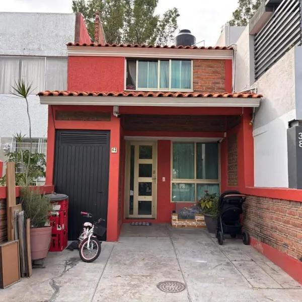 Casa en Venta en El Fortín, Zapopan: Ideal para Familias