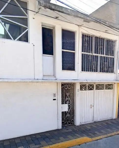 Casa Multifuncional en Venta a 5 Minutos del Tren Suburbano en Tultitlán Casa Multifuncional en Venta a 5 Minutos del Tren Suburbano en Tultitlán