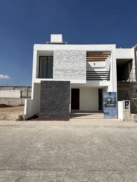 Moderna casa en venta en Fracc Jazmin Moderna casa en venta en Fracc Jazmin