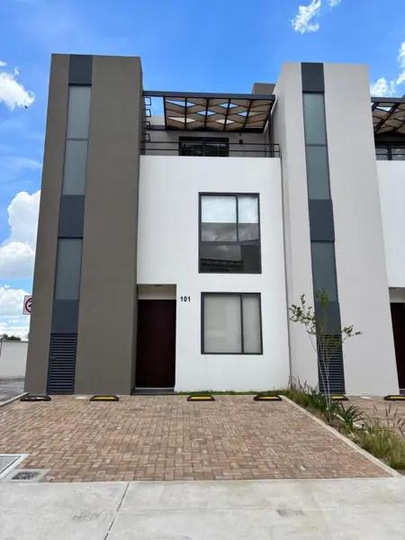 CASA EN VENTA FRACC JADE 1RA SECCION BASALTO LIFESTYLE