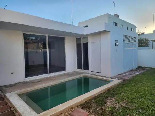 CASA EN VENTA DE UN PISO EN PRIVADA EN CONKAL, MERIDA YUCATAN CASA EN VENTA DE UN PISO EN PRIVADA EN CONKAL, MERIDA YUCATAN
