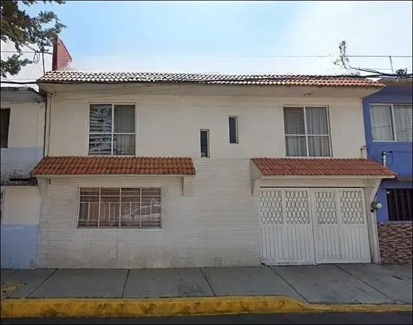 CASA EN VENTA EN CERRO DE LA ESTRELLA IZTAPALAPA CASA EN VENTA EN CERRO DE LA ESTRELLA IZTAPALAPA