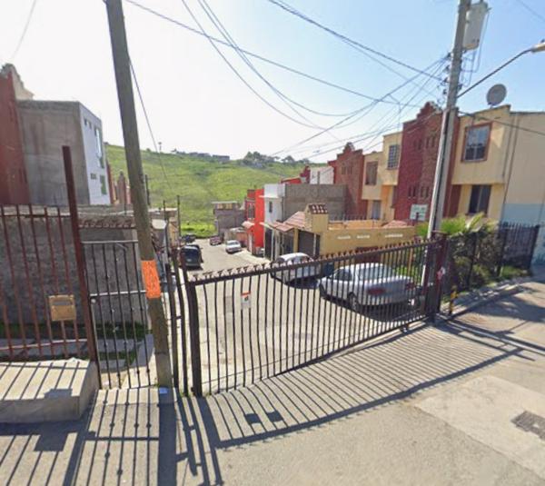 Casa en Condominio a la Venta en Vista Bella, Tijuana - Excelente Ubicación y Precio Accesible