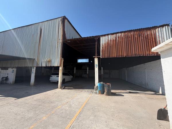 VENTA DE CONJUNTO DE BODEGAS, OFICINAS Y PATIOS EN FRANCISCO I. MADERO