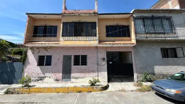 Foreclosure en Venta: Casa de 4 Recámaras en Temixco, Morelos con Accesibilidad y Garage MM8011