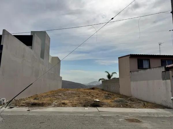 Terreno con Vista al Parque Esperanto | 332 m²
