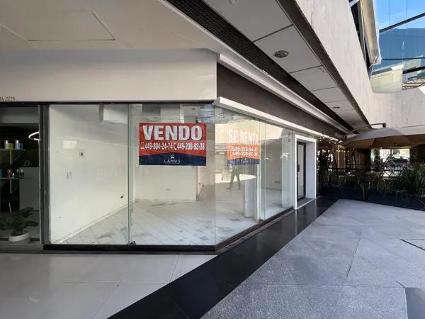 Local Comercial en Vent en Plaza Kristal Aguascalientes