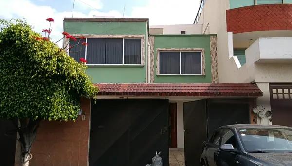 Casa en Venta en Los Olivos Coyoacán con Terraza. fraccionamiento cerrado con Vigilancia 24 horas Casa en Venta en Los Olivos Coyoacán con Terraza. fraccionamiento cerrado con Vigilancia 24 horas