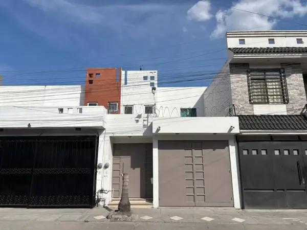 Hermosa casa en Venta Col. Santo Domingo