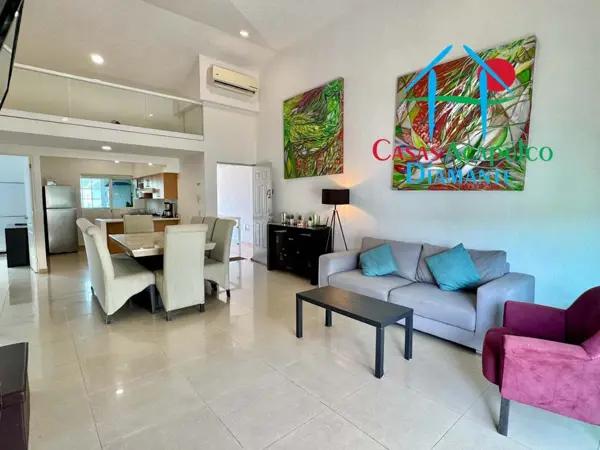 Departamento en venta con 2 recámaras y terraza con vista a la alberca y áreas comunes