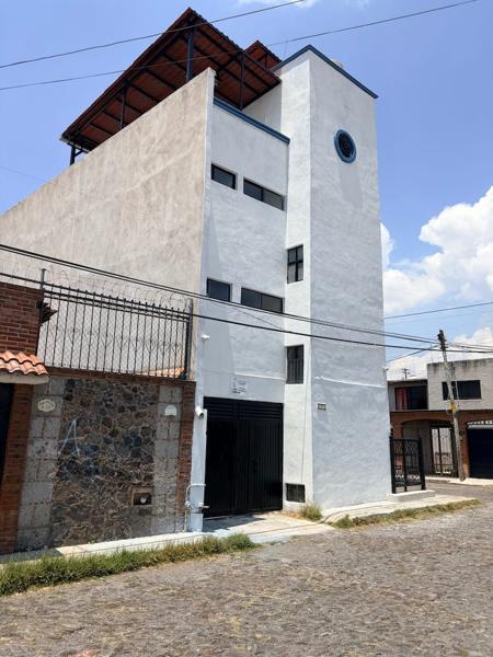 Renta de Edificio en Desarrollo San Pablo Queretaro