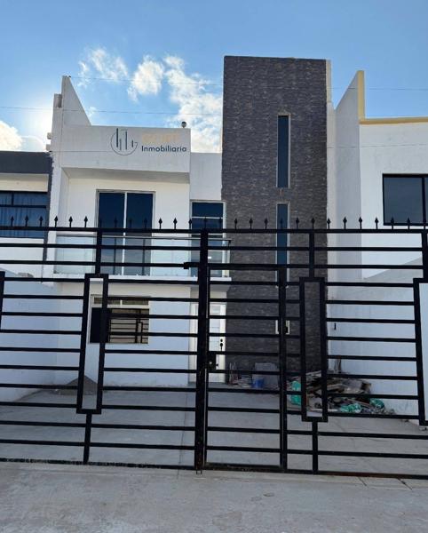 Casa en Venta en Plan de Ayala, Tulancingo Hgo. con Balcón y Garaje