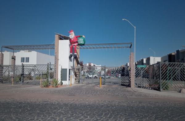 CASA DE ENTREGA INMEDIATA EN ALLEZA BOREAL CHIHUAHUA