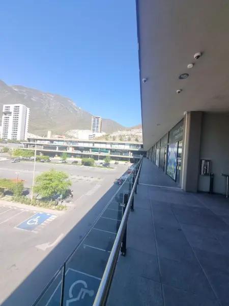 Local Comercial en Renta en San Jerónimo, Monterrey