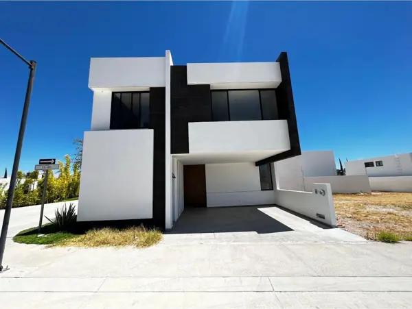 Casa en Venta en St. Angelo al Norponiente de Aguascalientes